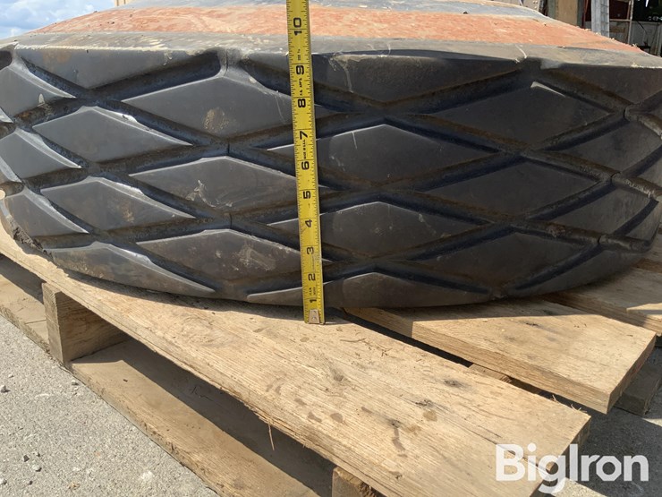 challenger-65-tire/wheel-assembly-image-18