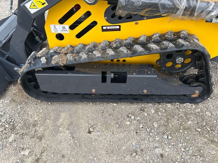 2025-sdlanch-sdll60-stand-on-loader-image-15