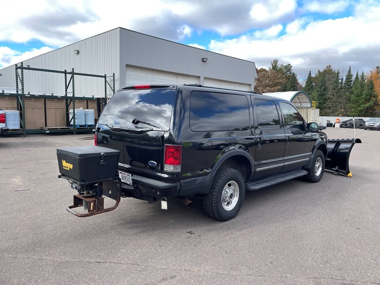 2003-ford-excursion-image-5
