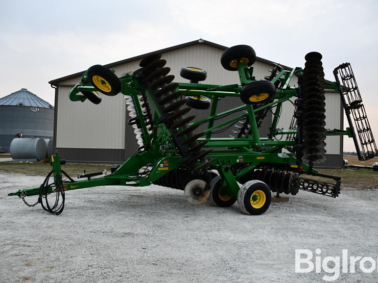 john-deere-2623vt-image-1