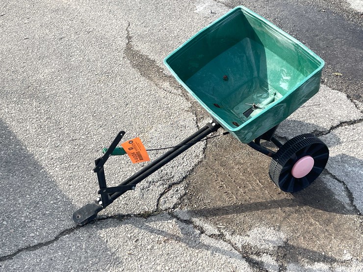 #14024-•-pull-type-lawn-spreader-(o3)-image-5