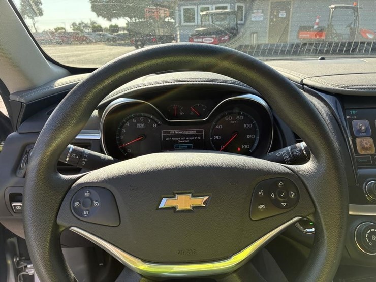 2019-chevrolet-impala-sedan-image-13
