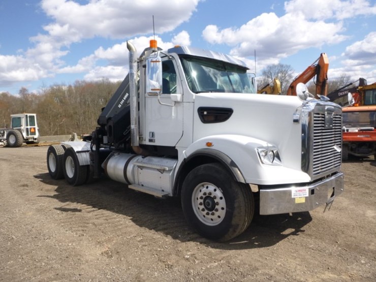 freightliner-coronado-122-image-51