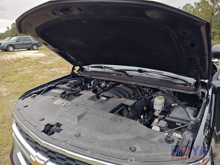 2018-chevrolet-tahoe-image-9