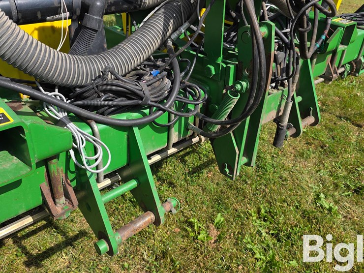 john-deere-7300-image-20