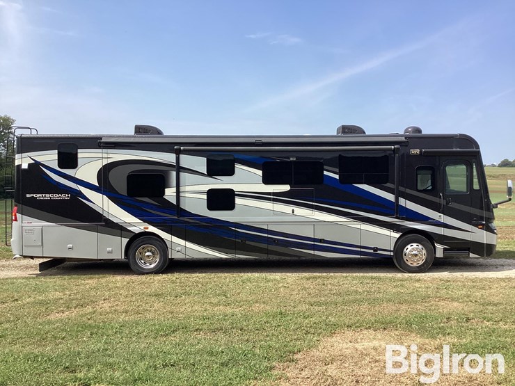 2016-coachmen-340xcr-sports-coach-cross-country-motorhome-image-4