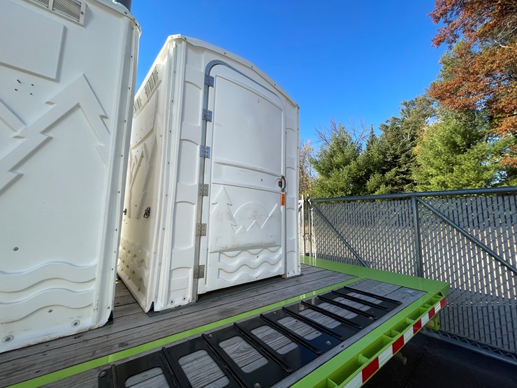 #5659-•-poly-portables-flushable-porta-potty-with-sink-image-2