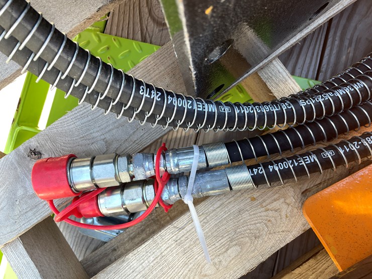 #5654-•-wolverine-unused-skid-steer-post-driver-image-9