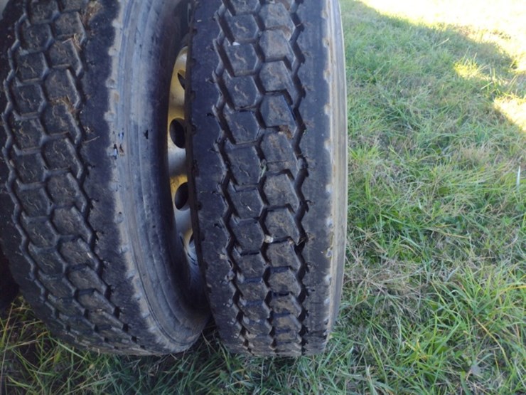 16-international-durastar-4400-image-32