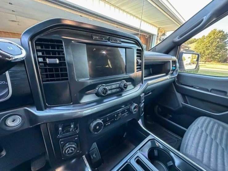 2023-ford-f150-image-19