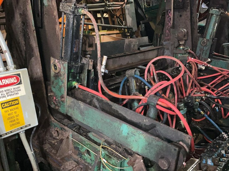 #100-•-cleereman-carriage-image-11