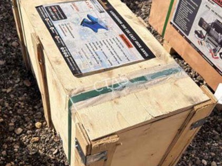 #91-•-200-lb-cast-iron-anvil-image-1