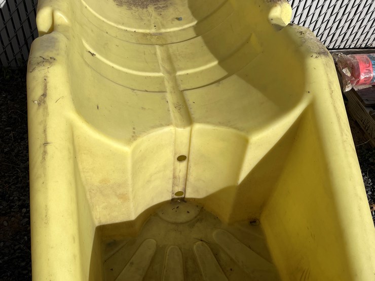 #5694-•-poly-tank-on-wheels-image-4