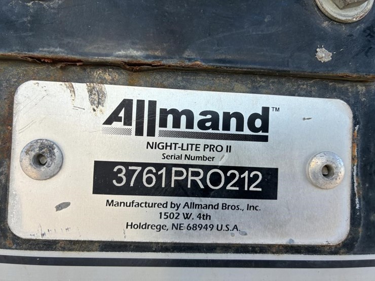 2012-allmand-night-light-pro-ii-light-tower-image-18