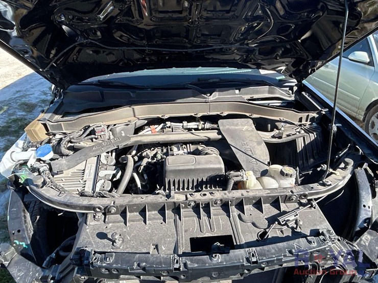 2022-ford-explorer-image-8