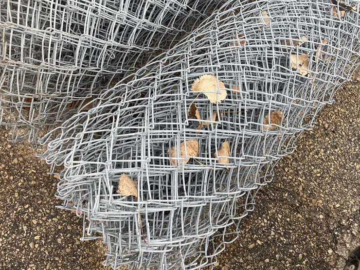 #14057-•-(2)-rolls-48"-fencing-(o4)-image-5