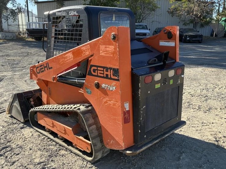 2021-gehl-rt105-image-4