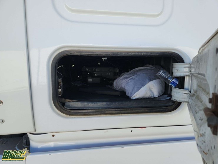 2024-western-star-57x-image-29