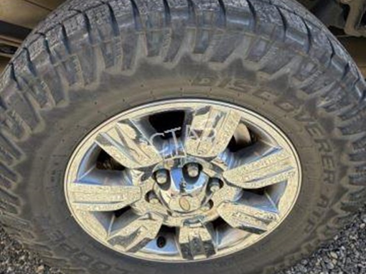 2011-ford-f150-xlt-image-10