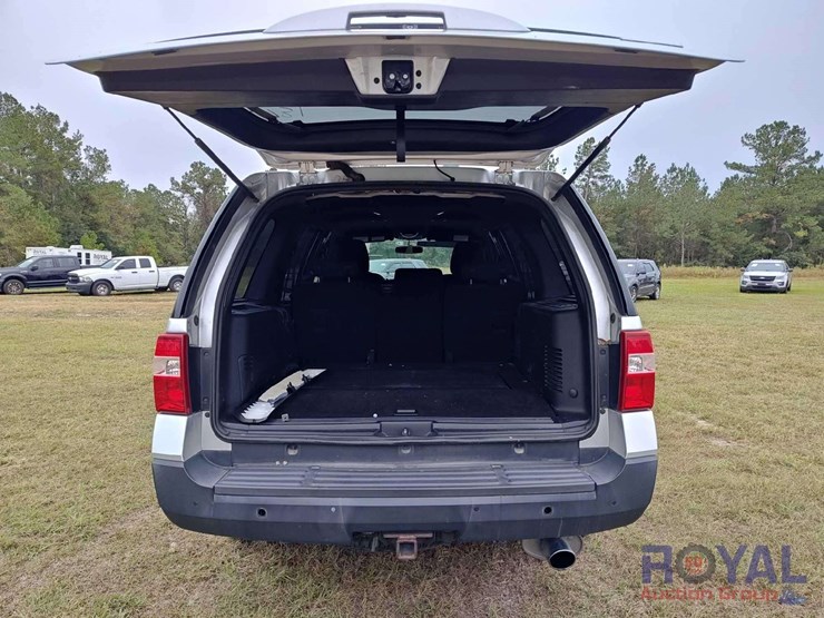 2017-ford-expedition-image-32