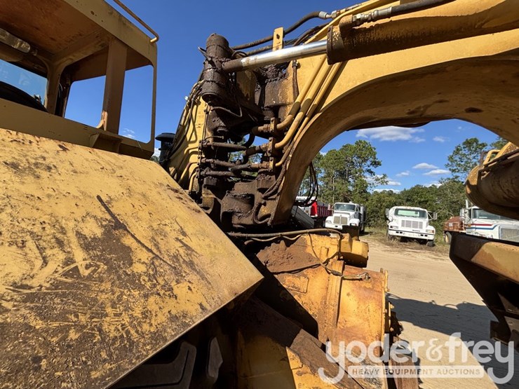 caterpillar-615c-image-12