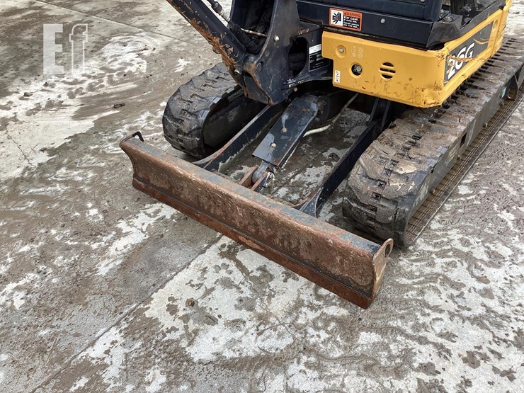 2020-deere-26g-image-11