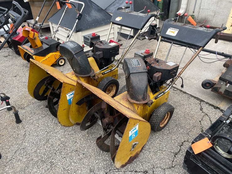 #14035-•-(2)-bolens-24"-snow-blower-(o4)-image-1