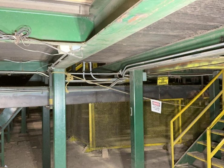 #180-•-paddle-chain-conveyor-image-5