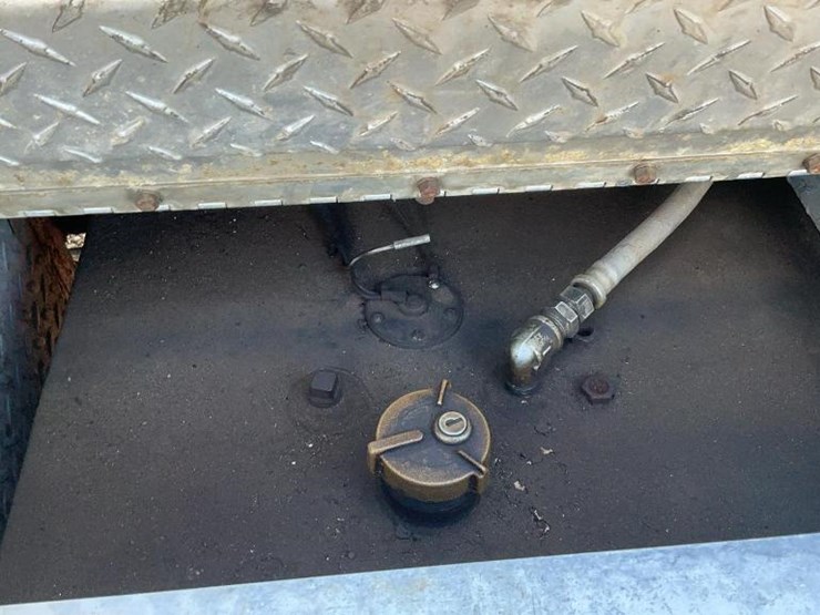 #2000-•-1982-sutphen-deluge-fire-engine-truck-detroit-diesel-6v92ta-image-22