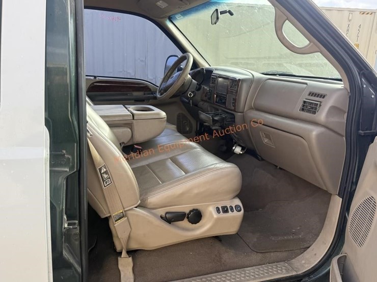 2002-ford-f250-lariat-image-26