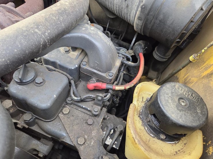 new-holland-lt185b-image-30