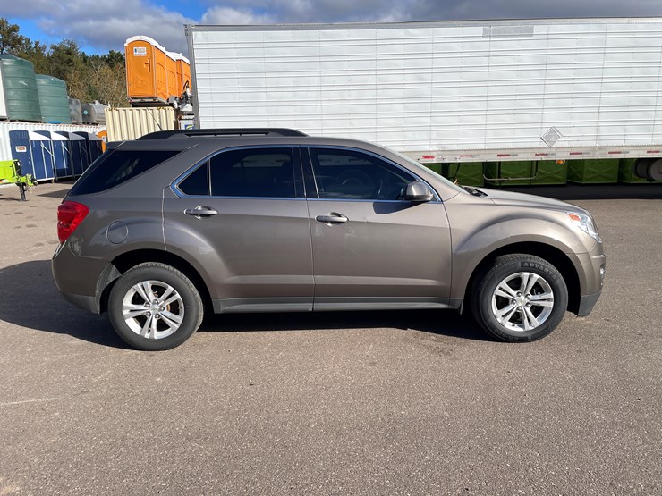 2012-chevrolet-equinox-lt-image-4