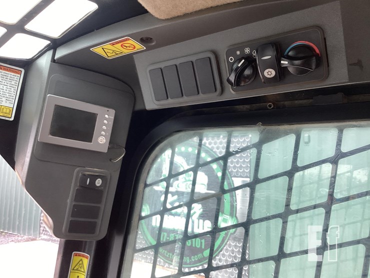 2011-caterpillar-279c-image-16