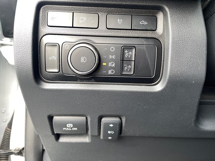 2023-ford-f450-platinum-image-65