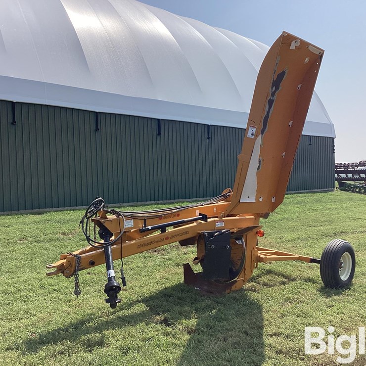 Hurricane 24 Pull-Type Ditcher