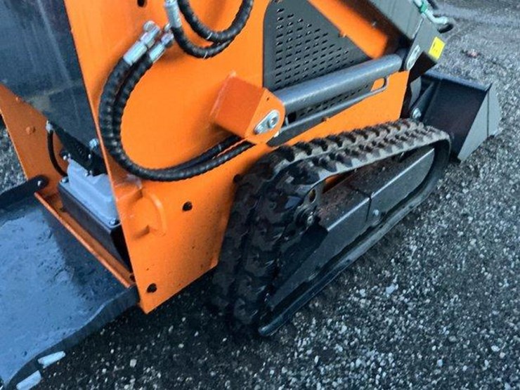 #1007-•-unused-landhero-mini-skid-steer-loader-image-10