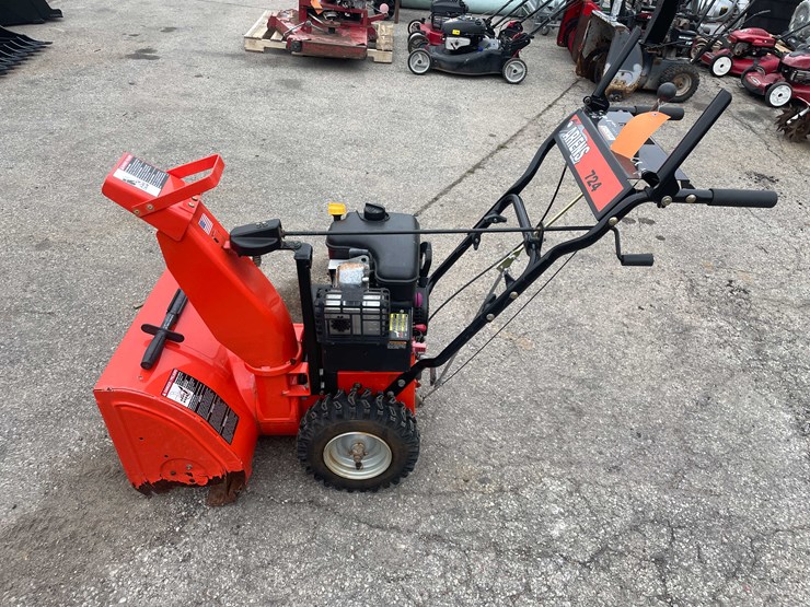 #14034-•-ariens-724-snowblower-(o4)-image-8