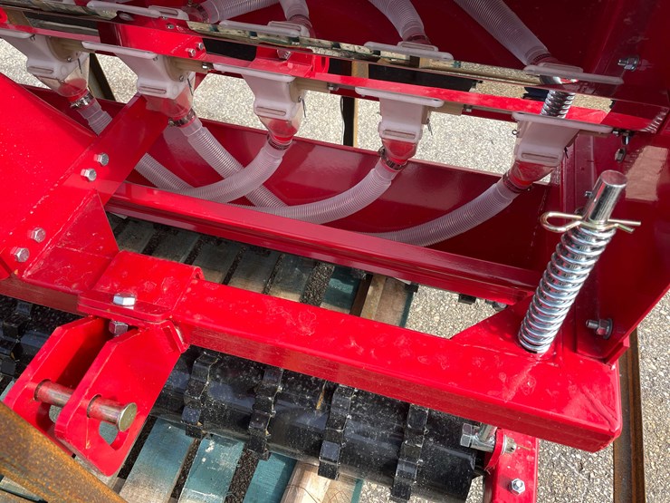 #14001-•-unused-2025-agt-no-till-drill-(o12)-image-9