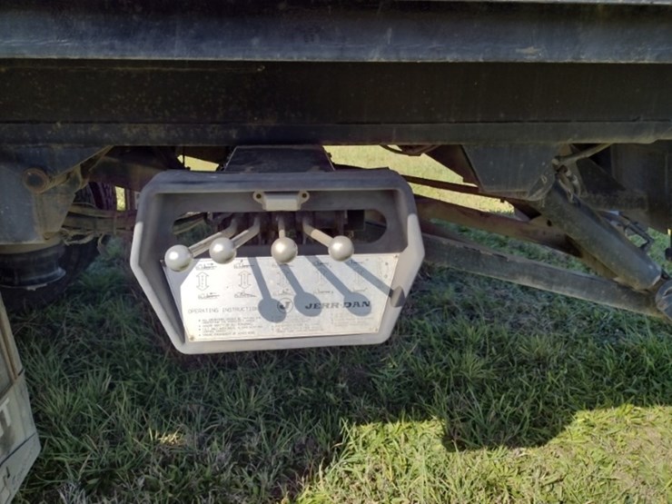 16-international-durastar-4400-image-29