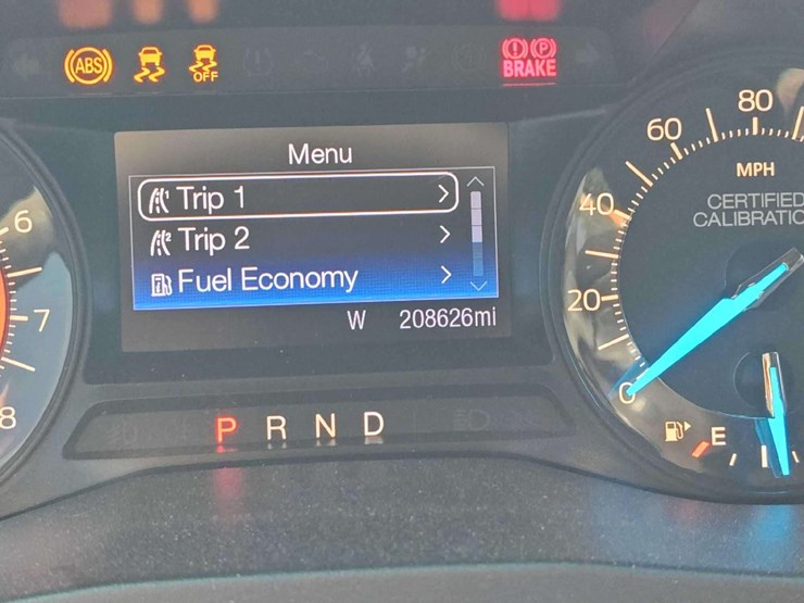 2016-ford-explorer-image-6