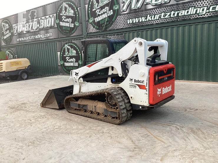 2022-bobcat-t770-image-2