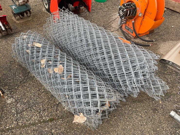 #14057-•-(2)-rolls-48"-fencing-(o4)-image-1