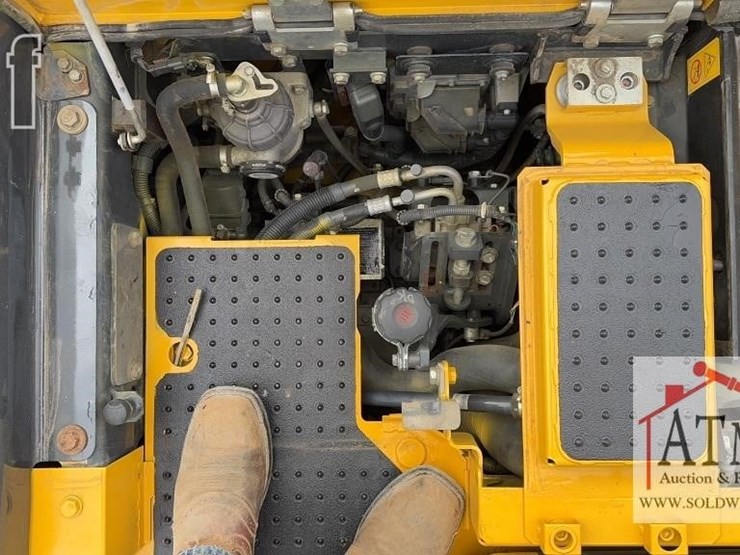 2021-komatsu-pc138us-11-image-42