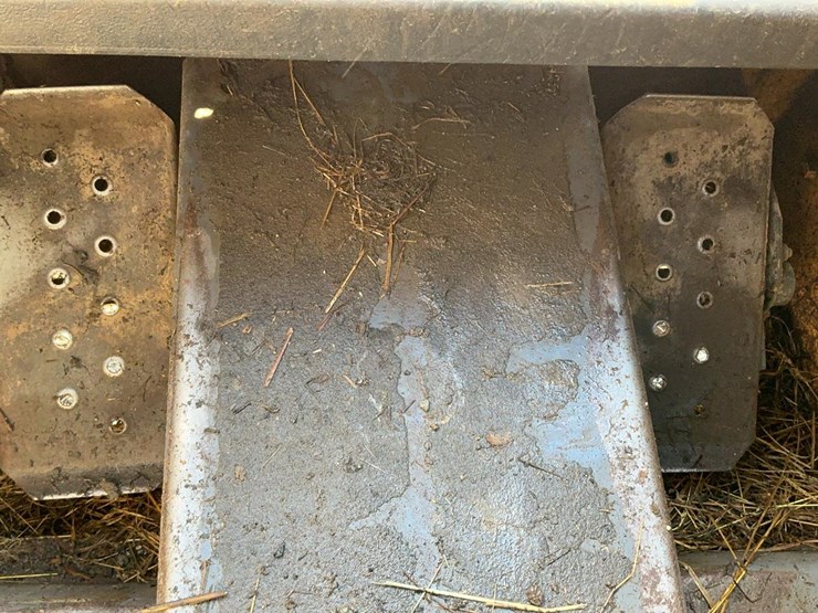 new-holland-ls190-image-53