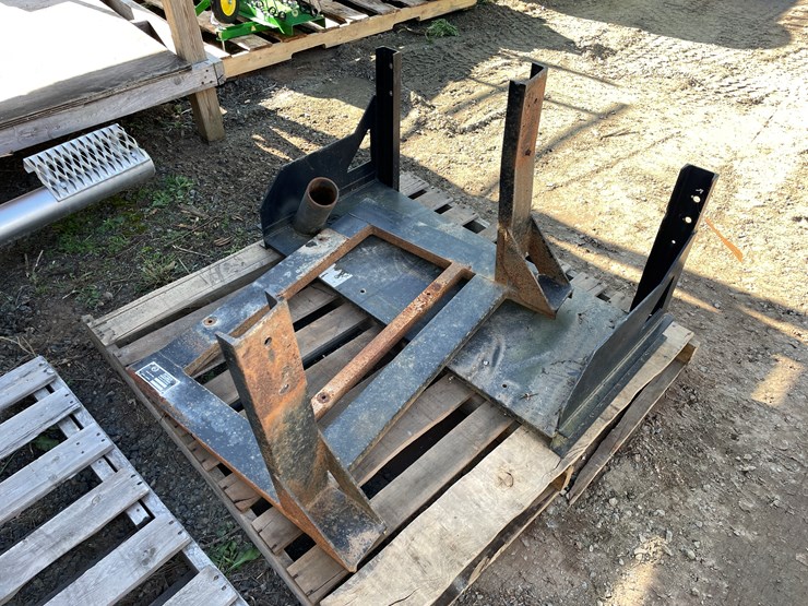 #5724-•-(2)-toolbox-mouting-brackets-image-1