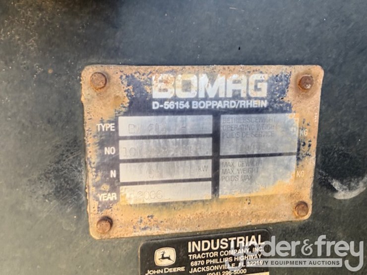 2006-bomag-bw211-image-11