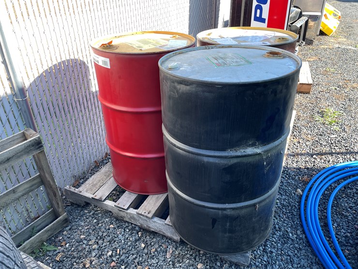 #5699-•-(3)-55-gallon-steel-drums-image-2