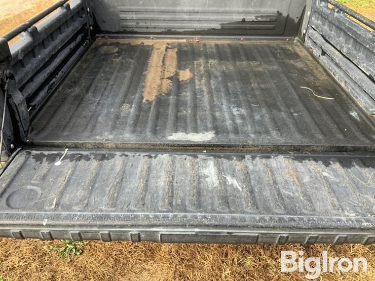 2014-john-deere-825i-utv-image-12