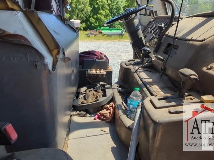 2000-ccc-low-entry-image-14