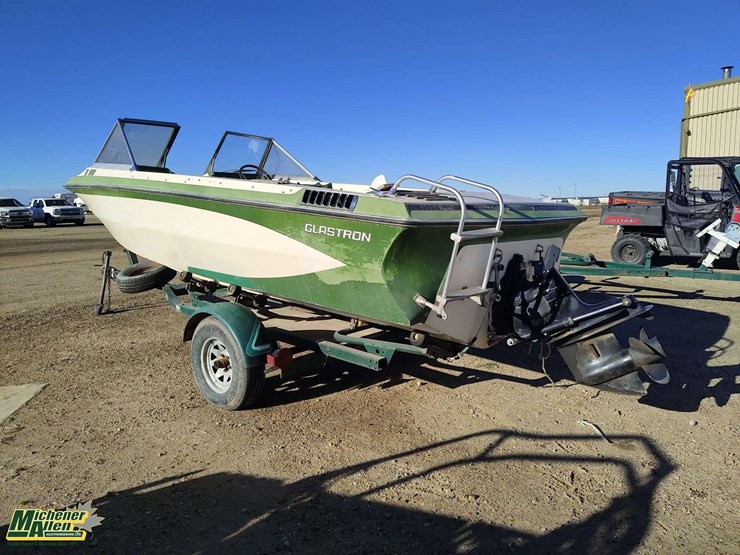 1977-glastron-crestlite-boat-calkins-image-4